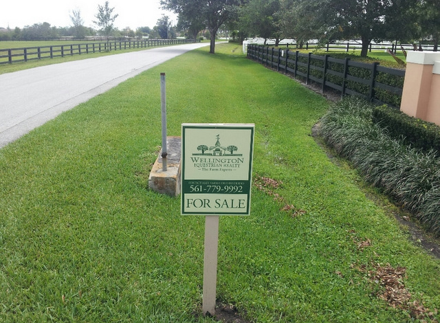 Landscaping Sign Designs in Wellington FL